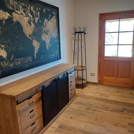 Dom wakacyjny Crandola Oira